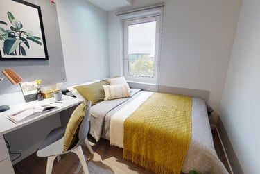 iQ Broderick House Student Halls, 140 Bath Row, City Centre, Birmingham, B15 1NE - Image 1